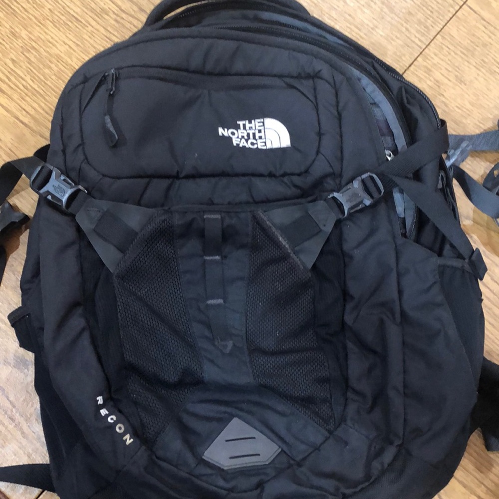 The North Face Recon Black backpack